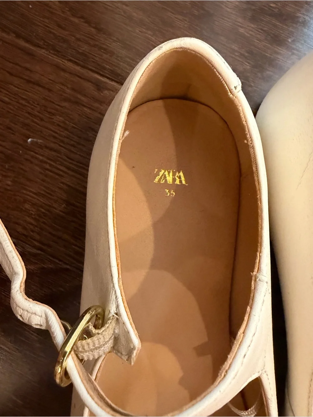 Zara Cream white Mary Jane Flats with Ankle Strap Zara size 3.5